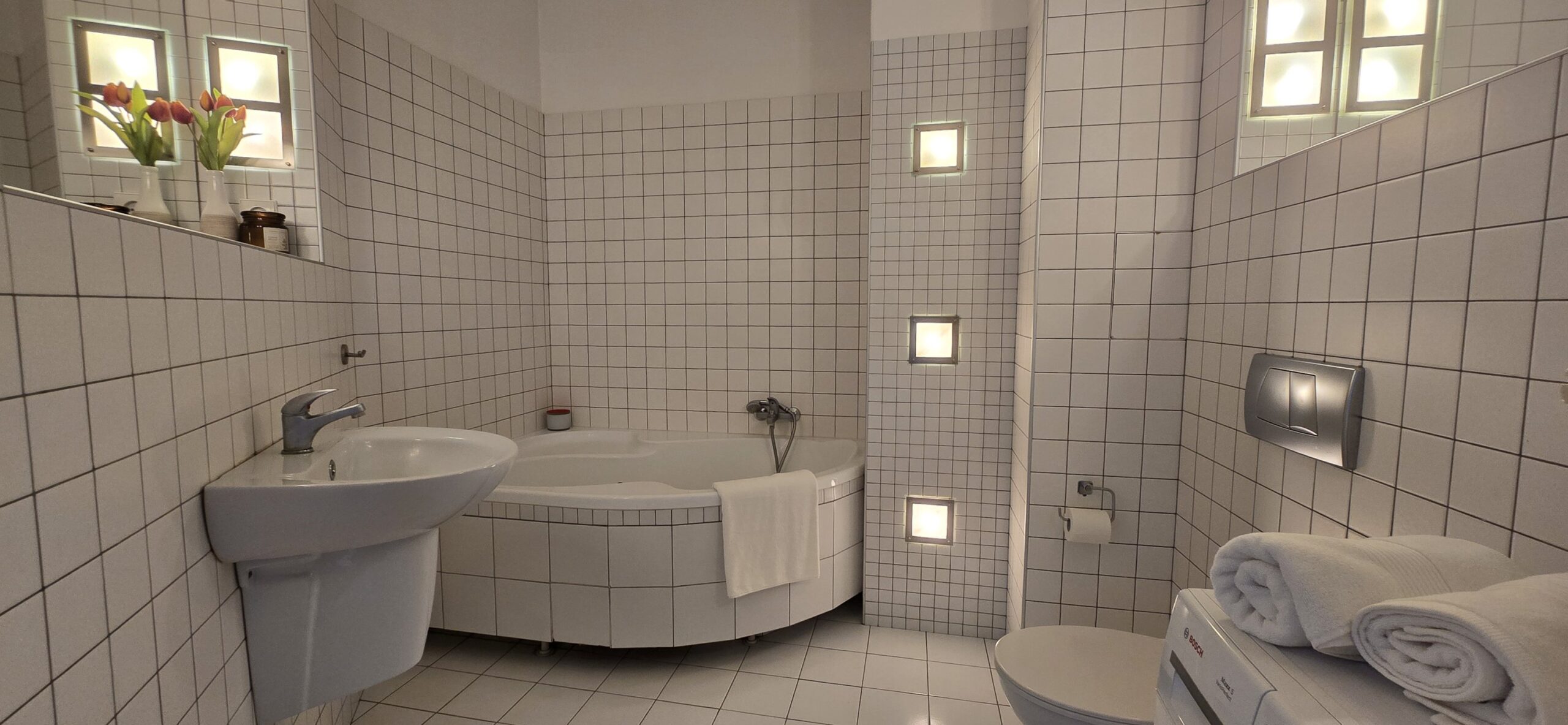 Bielany, 2-pokojowe mieszkanie o powierzchni 58 m² z miejscem parkingowym w cenie.